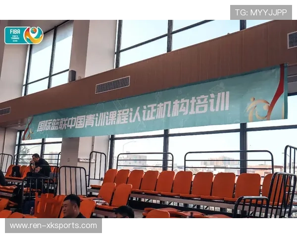 篮球学院完善青少年训练营导师制度与评价机制,篮球青训教练培训 篮球学院完善青少年训练营导师制度与评价机制,篮球青训教练培训
